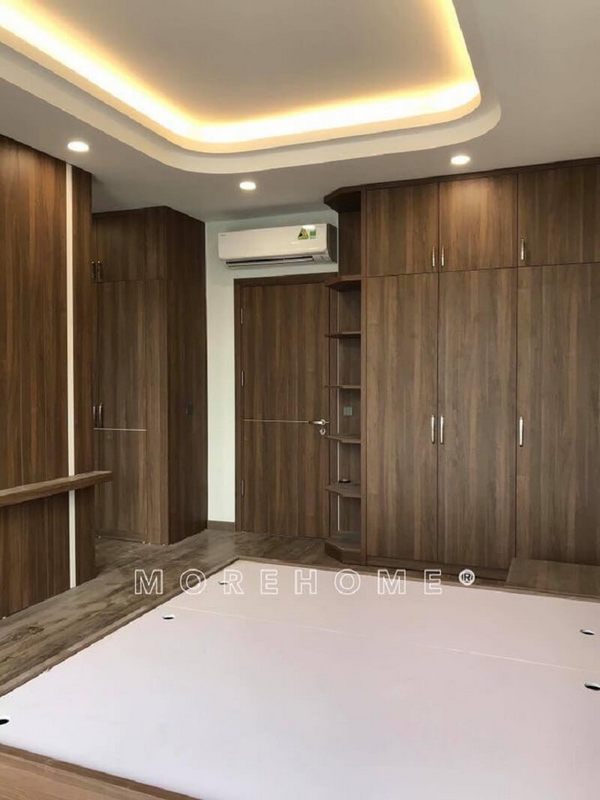 Hình ảnh thực tế mẫu tủ quần áo gỗ đẹp do xưởng gỗ nội thất MoreHome sản xuất
