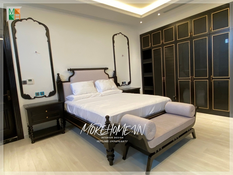 Tab đầu giường gỗ tự nhiên màu đen phong cách indochine tạo điểm nhấn riêng, tiện dụng cho việc cất những món đồ nhỏ gọn gàng, không gian thẩm mỹ
